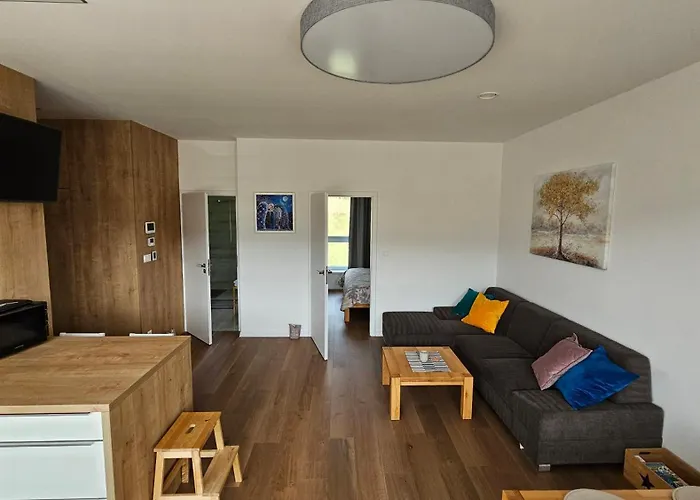 Penthouse Minerál B-4 *